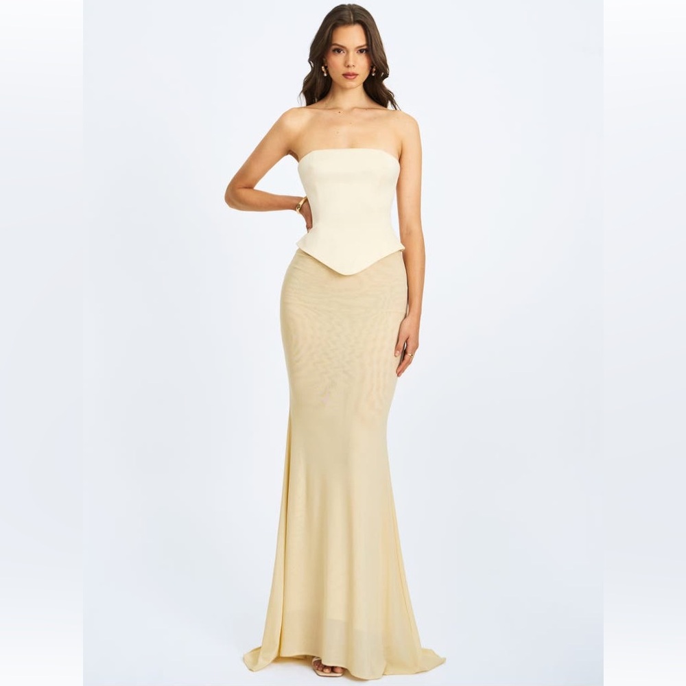 Miss Circle Light Yellow/Cream Strapless Evening Gown